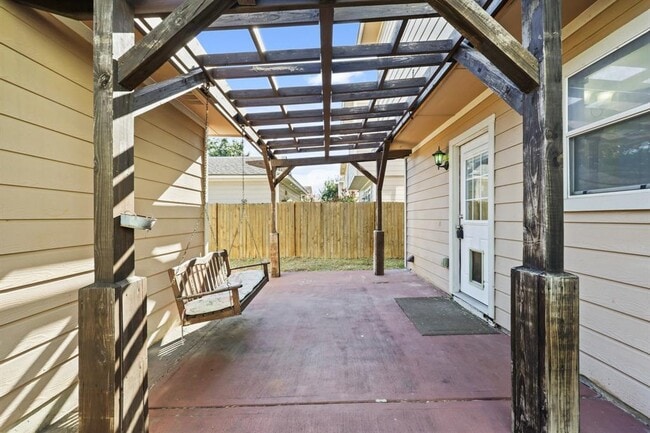 Building Photo - 2309 Melissa Oaks Ln