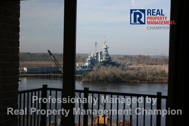 Building Photo - Luxury Condo in Heart of Wilmington with Water Views