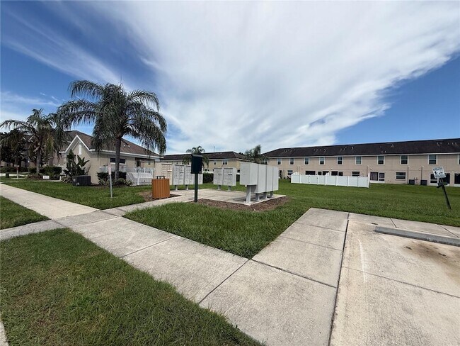 Building Photo - 5011 Chipotle Ln