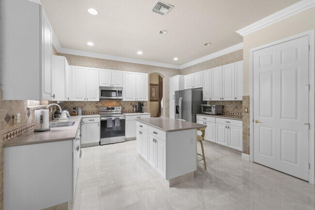 Building Photo - 4461 Mariners Cove Dr