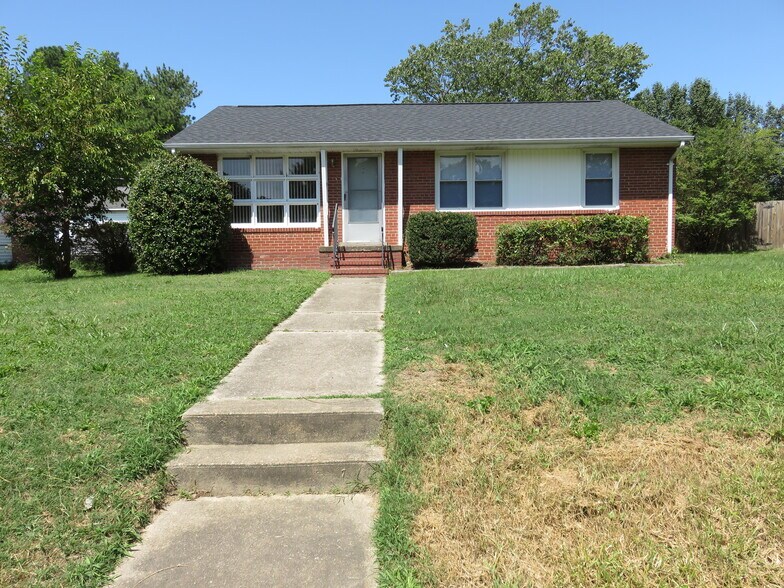 Building Photo - 4824 Belle Glade Dr