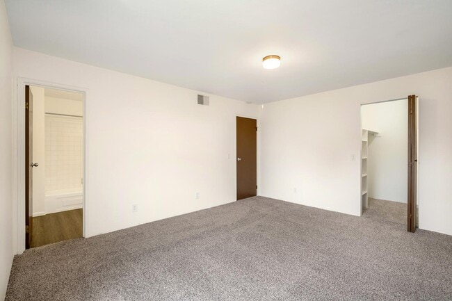 Building Photo - 209 Wright St