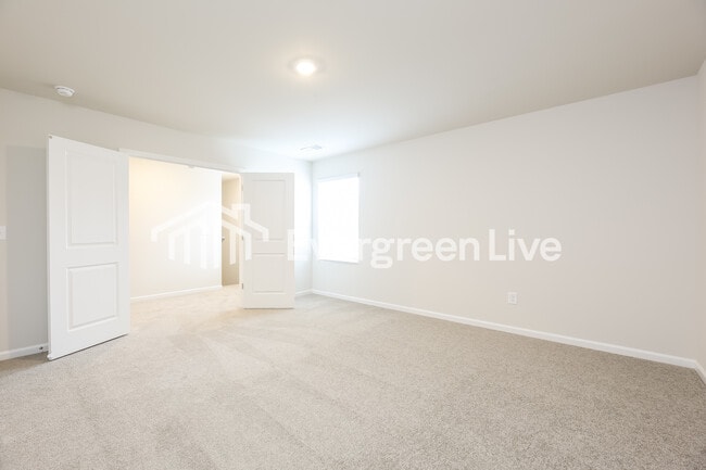 Building Photo - now