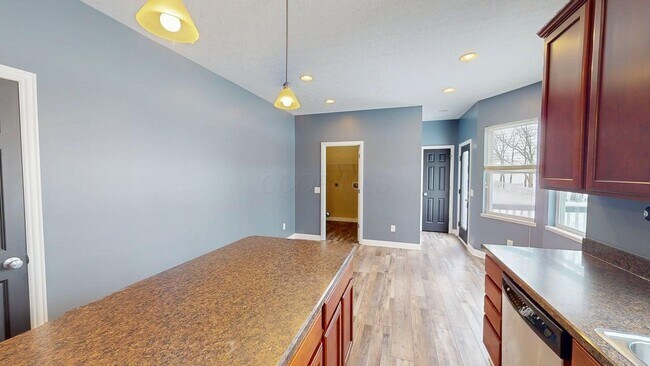 Building Photo - 5876 Myrick Rd