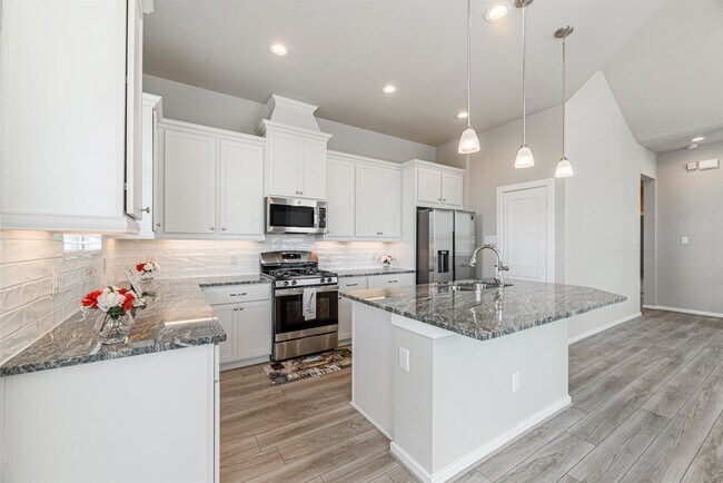 Building Photo - 15027 Red Dam Trl