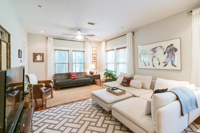 Building Photo - 1107 Walling St