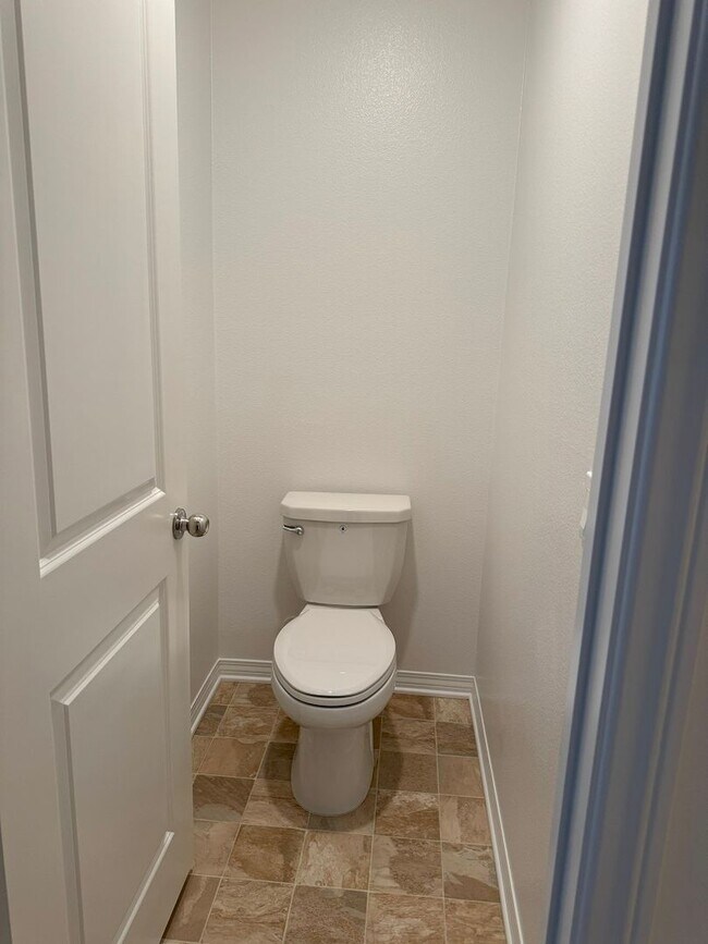 Building Photo - Brand new house at Winchester road in Brand New Willow Springs community - close to everywhere