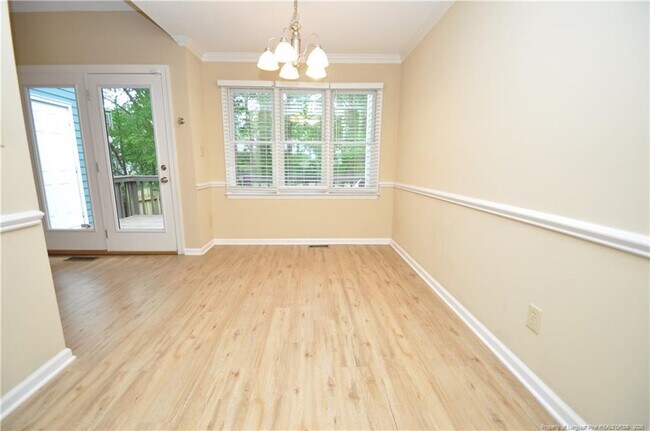 Building Photo - 1004 Oak Lake Ct