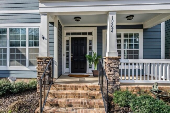 Building Photo - 10524 Royal Winchester Dr