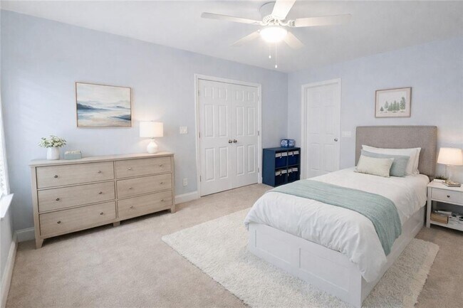 Building Photo - 788 Scenic Park Ct