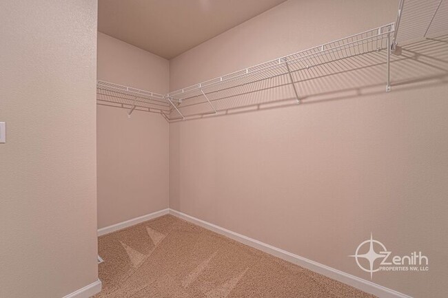 Building Photo - 15312 NE 72nd Way