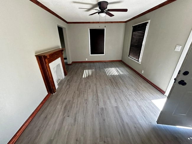 Building Photo - Renovated 3 Bed, 2 Bath Home in Bonham!