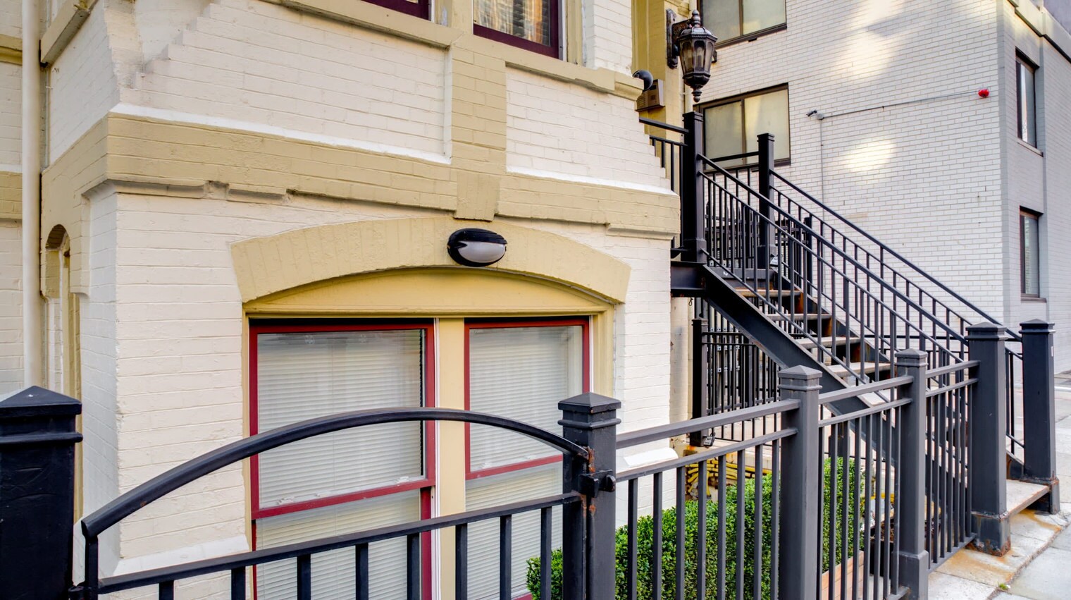 Building Photo - 1224 13th St NW