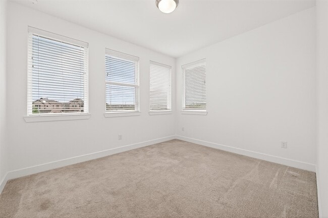 Building Photo - 7218 Grassland Vis Ln