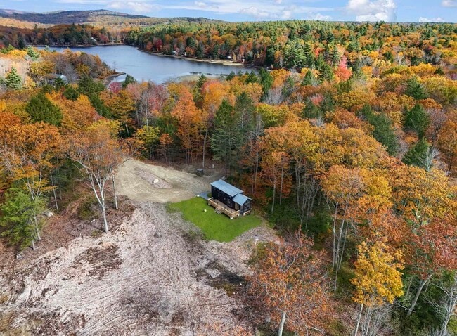 Building Photo - 156 Lower Pratt Pond Rd