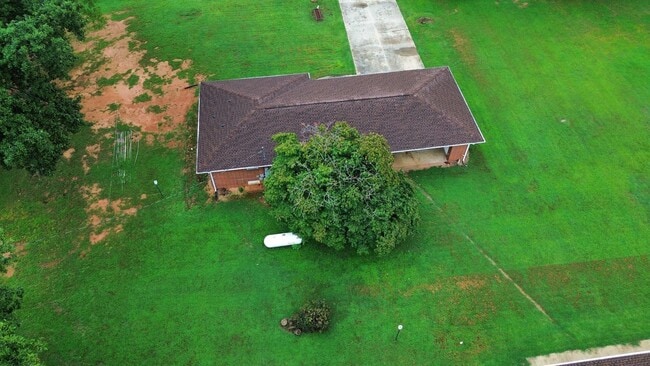 Building Photo - 1227 Dogwood Ln