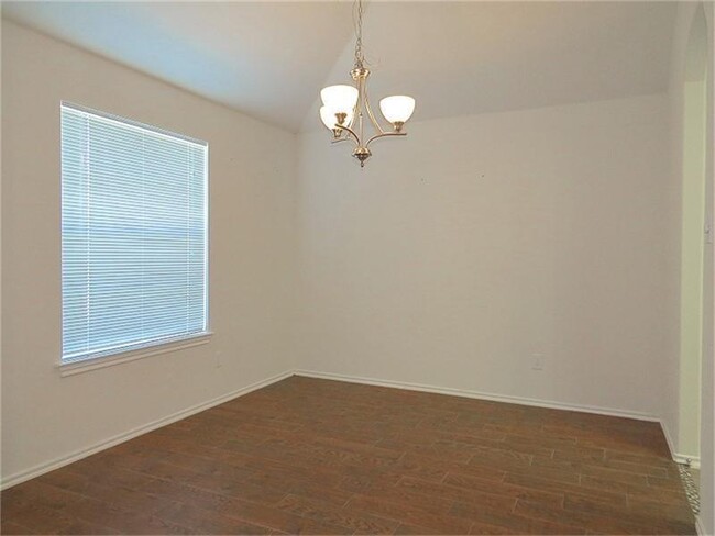Building Photo - 6410 Bonnie Chase Ln