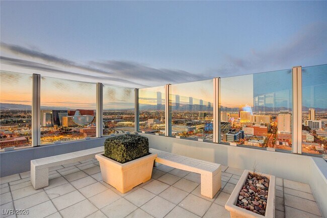 Building Photo - 200 Hoover Ave