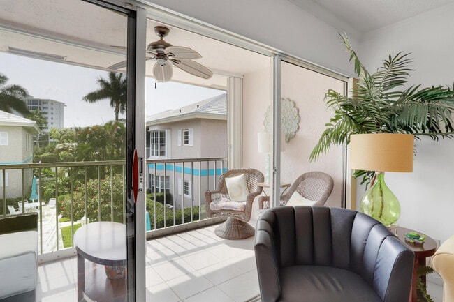 Building Photo - 75 Venetian Dr