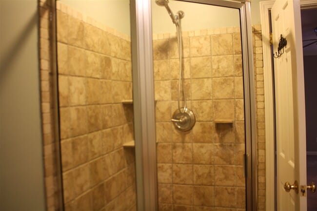 Building Photo - 1833 Greensprings Ln