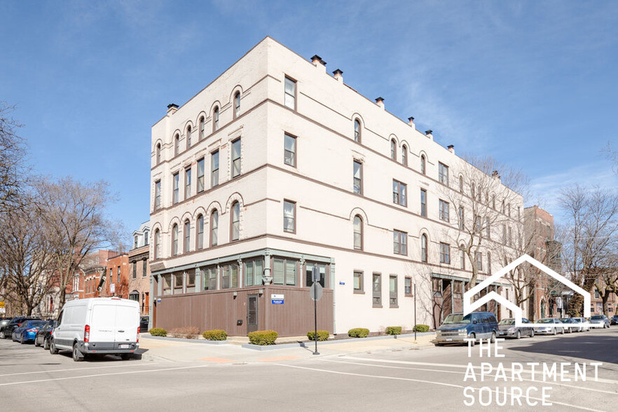 Primary Photo - 1048 W Dickens Ave