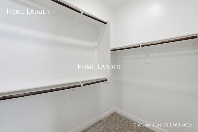 Building Photo - 4064 E Catclaw St