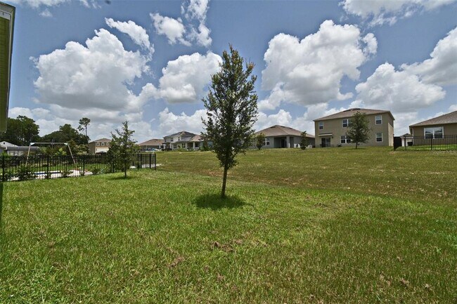 Building Photo - 440 Baroness Way