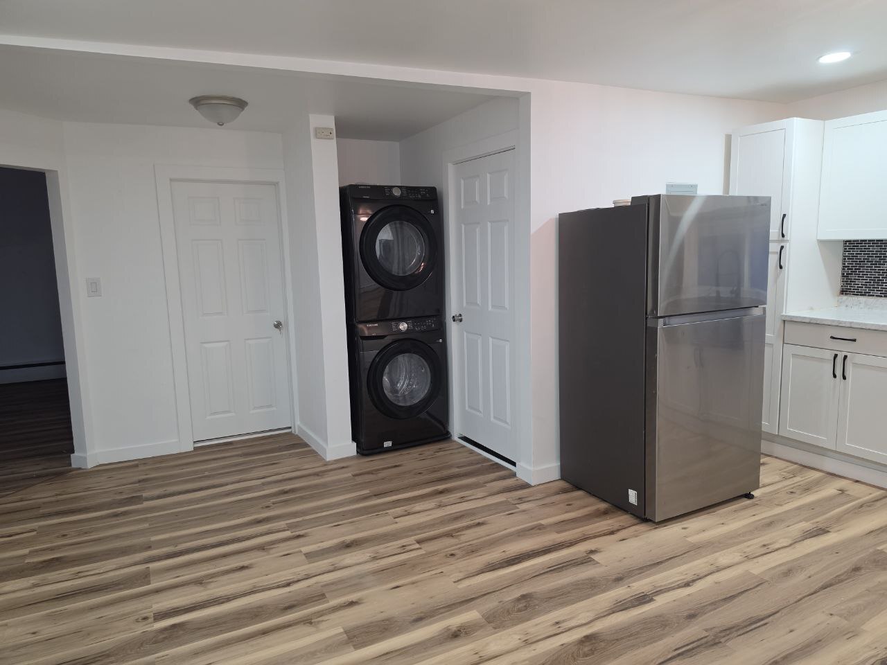 Building Photo - 100 N Pine St