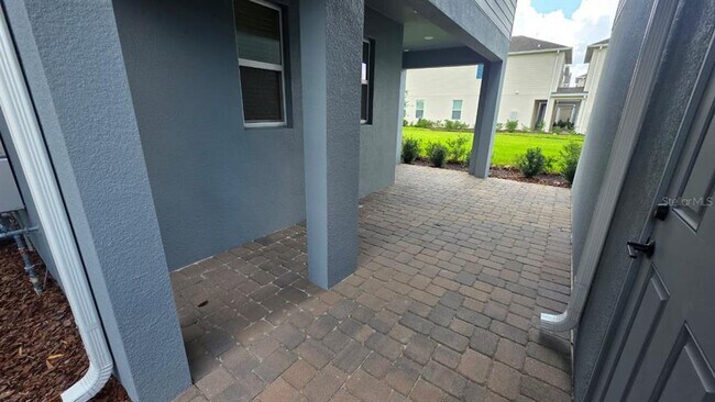 Building Photo - 14768 Field Daisy Dr