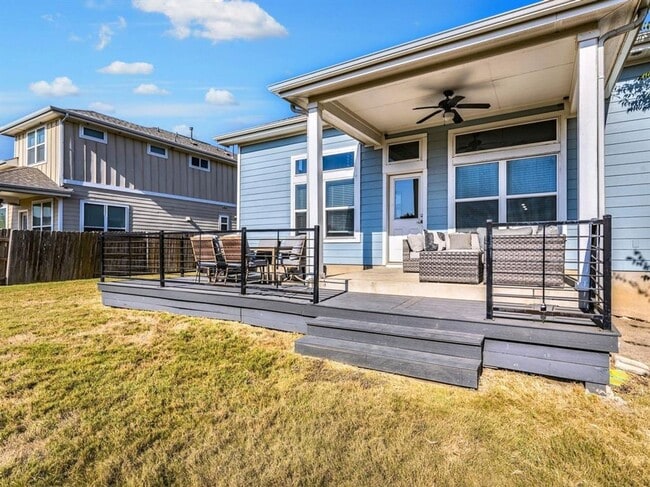 Building Photo - Inviting 4/BR 2.5/BA Home in Austin