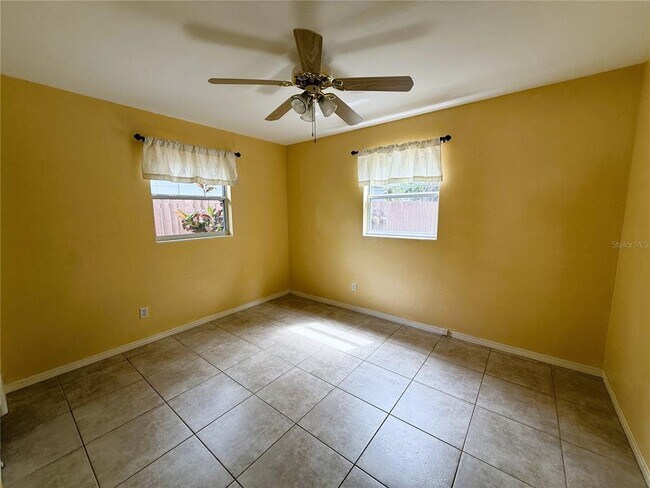 Building Photo - 8184 24th Ave N