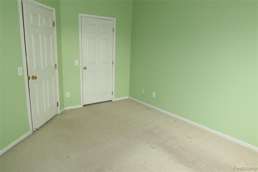 Building Photo - 1956 Campau Farms Cir