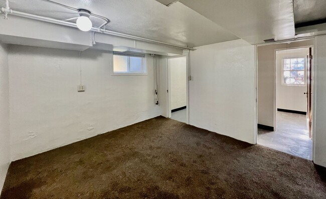 Building Photo - 1201 N 8th St