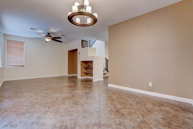 Building Photo - 1948 W Hammer Ln