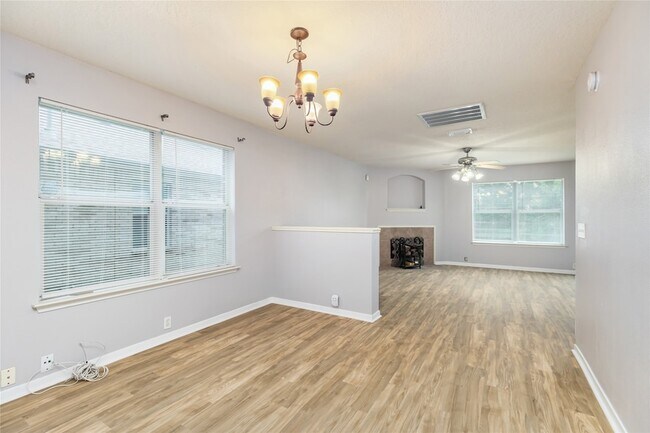 Building Photo - 17334 Turquoise Stream Dr