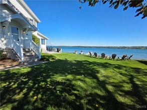 Building Photo - 5358 W Lake Rd