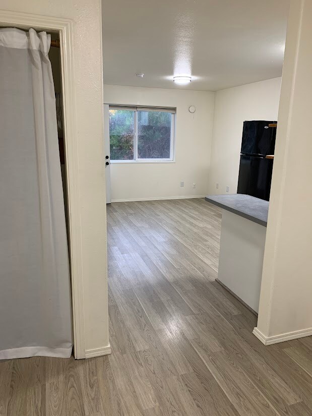 Building Photo - 901 Mount Olympus Ave SE