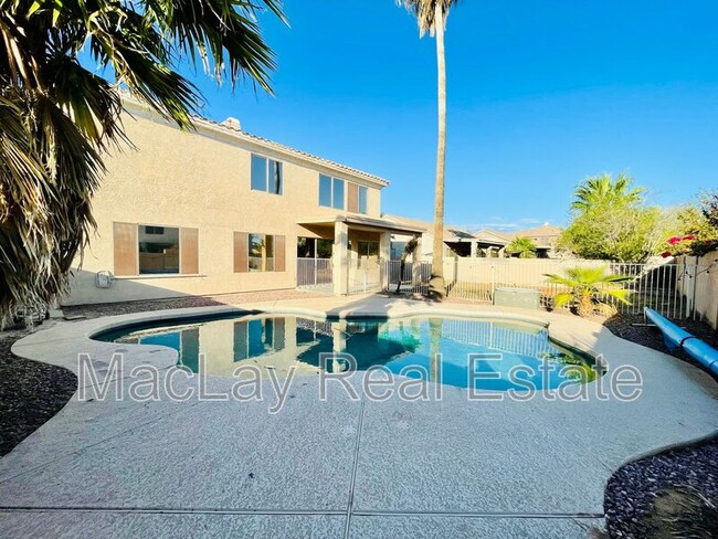 Building Photo - 7847 E Portobello Ave