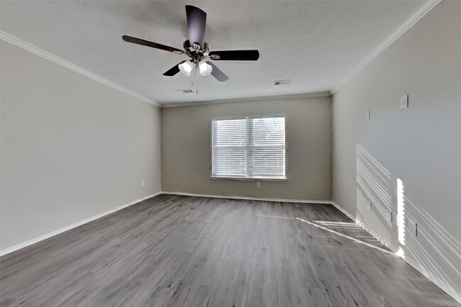 Building Photo - 32106 Willow Creek Park