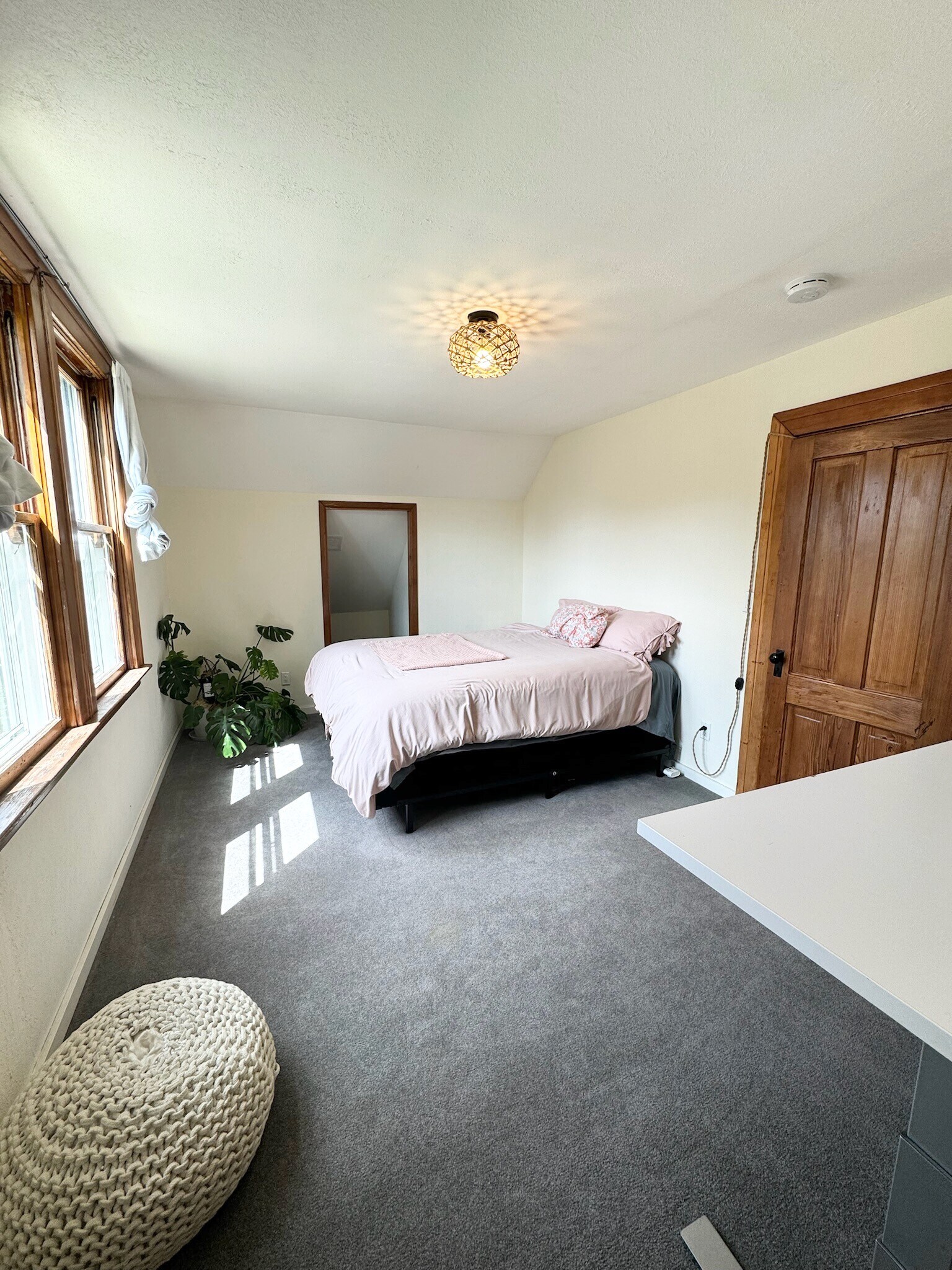 Building Photo - 634 NE 28th Ave