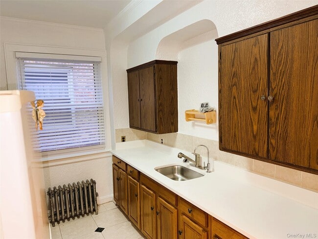 Building Photo - 48-43 44th St