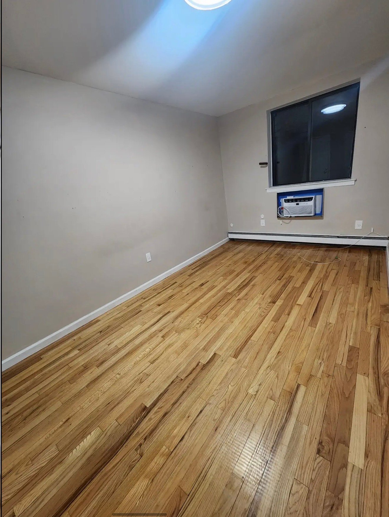 Building Photo - 92-35 53rd Ave