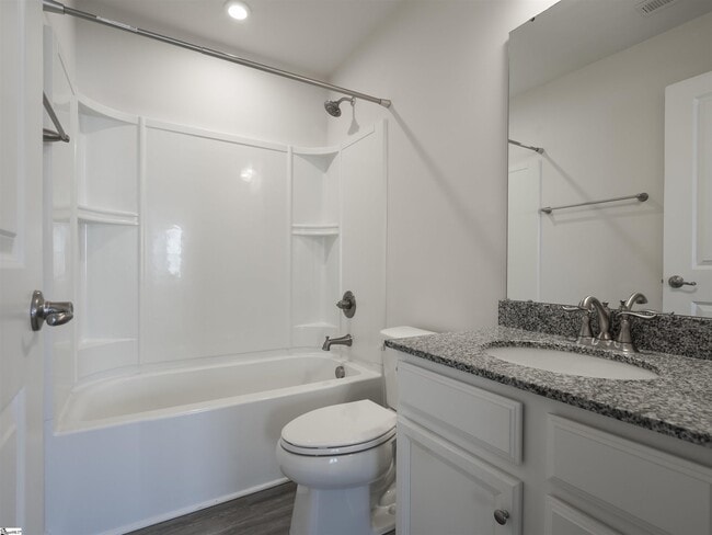 Building Photo - 237 Roudwood Dr
