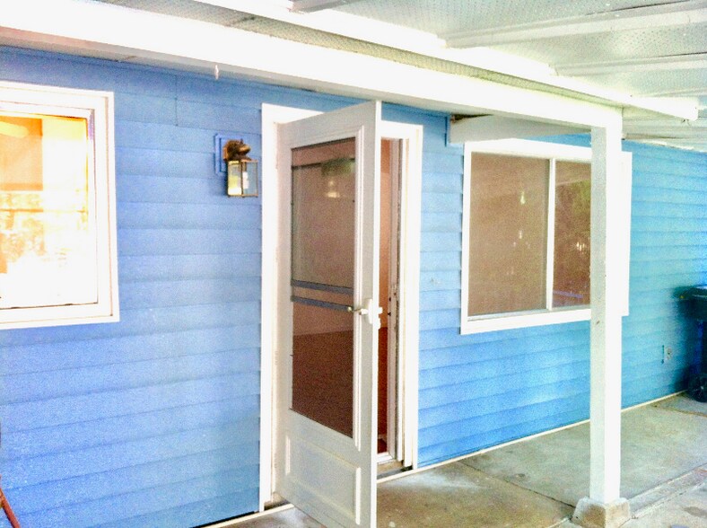 Building Photo - 3808 San Novado Wy