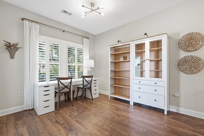 Building Photo - 3023 Honey Clover Ct