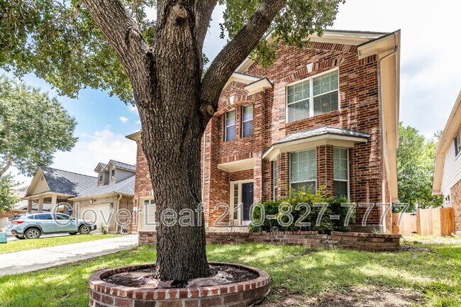 Building Photo - 551 Ginsberg Dr