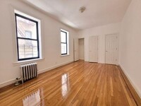 Building Photo - 1 bedroom in BRONX NY 10456