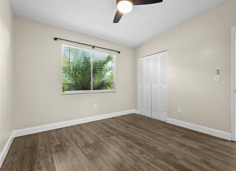 Building Photo - 5720 Gallatin Ln