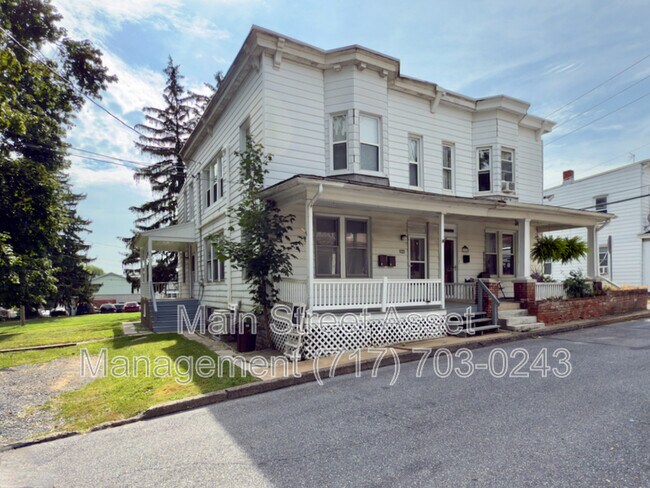 Building Photo - 122 Houston Ave