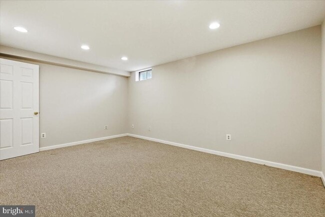 Building Photo - 1562 Kingstream Cir